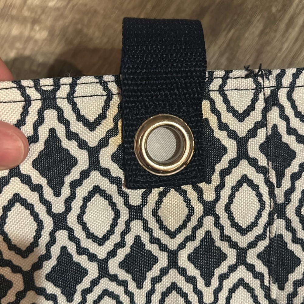 Thirtyone tote - Picture 2 of 6